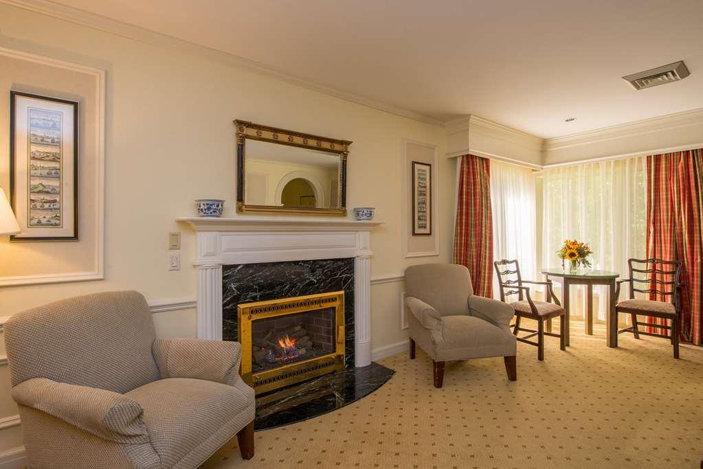 Orchards Hotel Williamstown Room photo